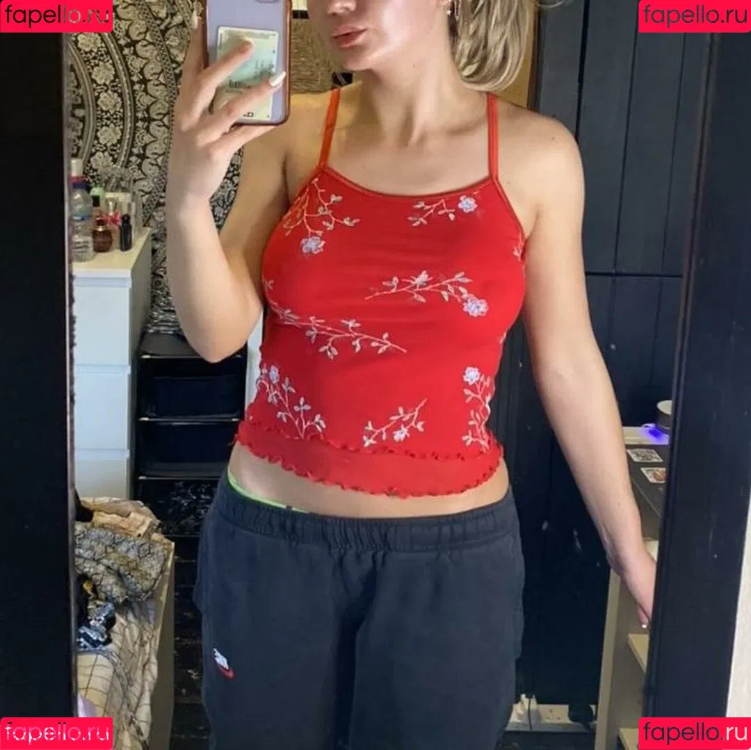 Hattie Vanneman Onlyfans Photo Gallery 
