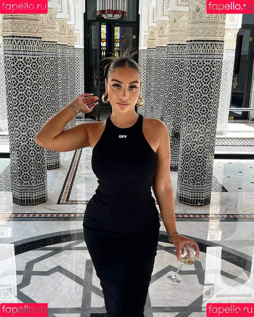 Andreea Onlyfans Photo Gallery 