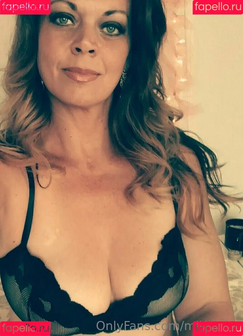 milfdiane Onlyfans Photo Gallery 