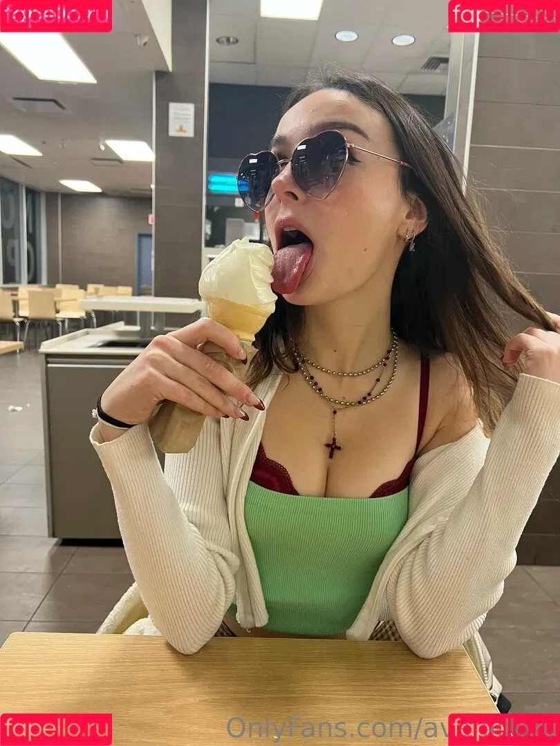 freelolamoon Onlyfans Photo Gallery 