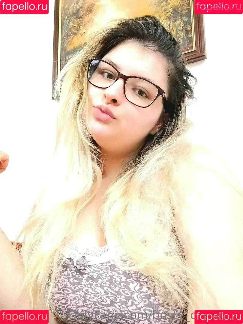 busty_diamond Onlyfans Photo Gallery 