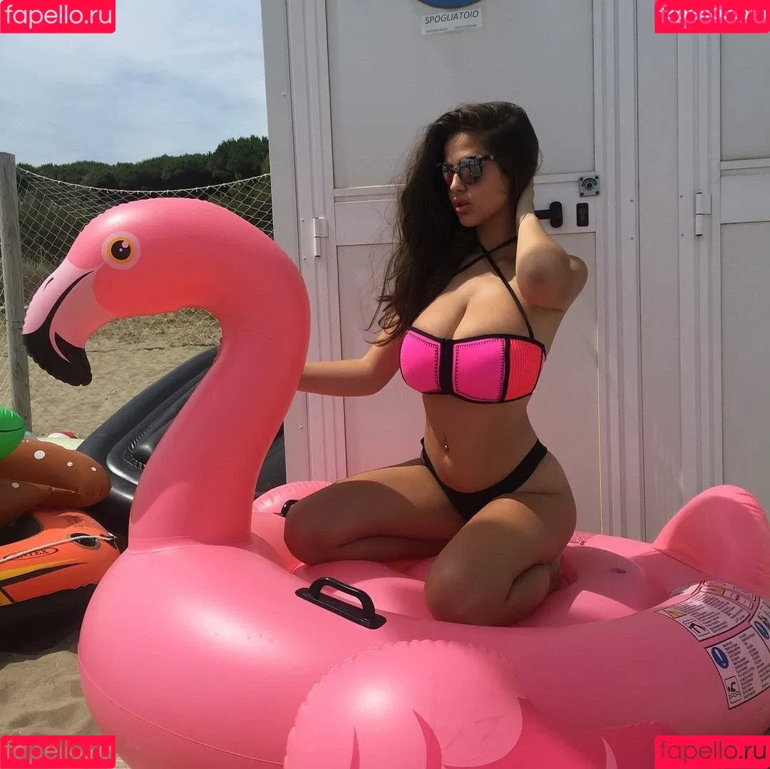 Elisa Berami Onlyfans Photo Gallery 