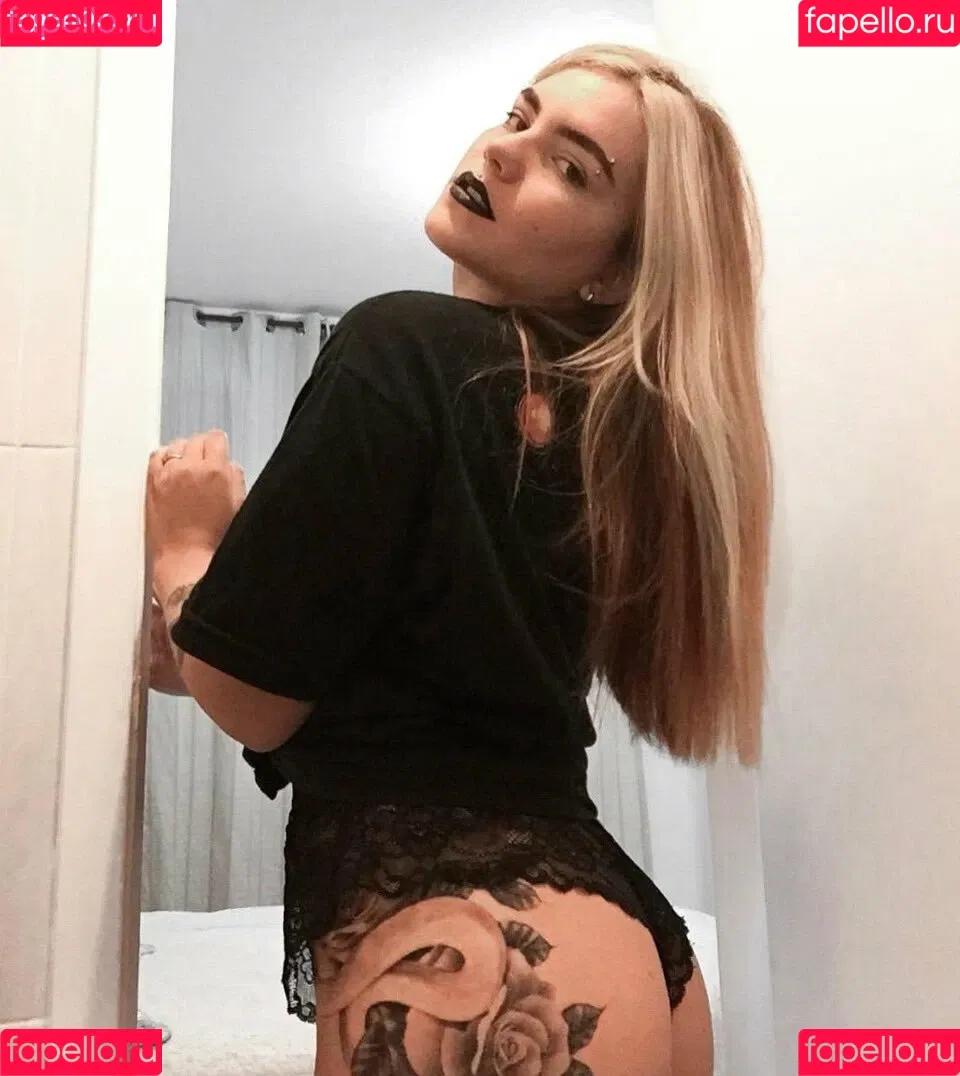 Lizzyrusso Onlyfans Photo Gallery 