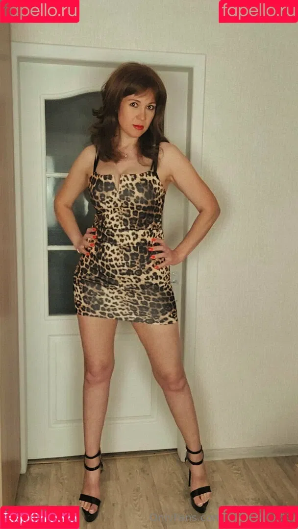 ella_tatti Onlyfans Photo Gallery 
