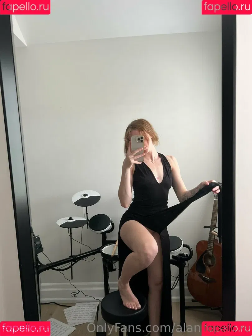 alannaskyye Onlyfans Photo Gallery 