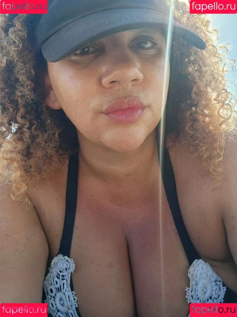 Beigewunder Onlyfans Photo Gallery 