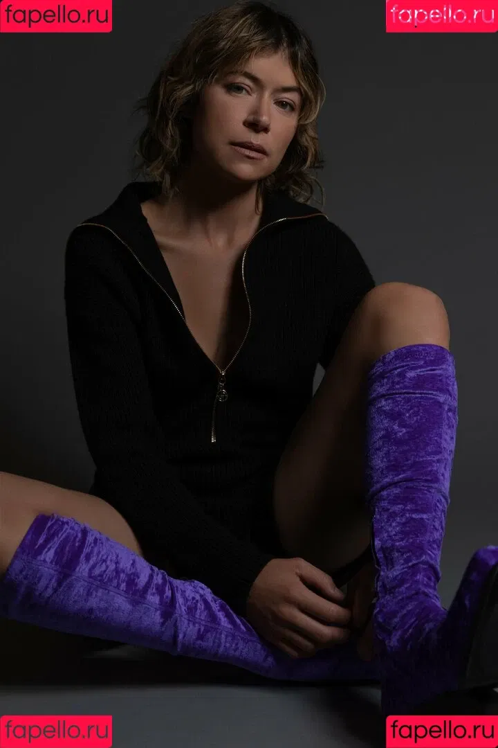 Tatiana Maslany Onlyfans Photo Gallery 