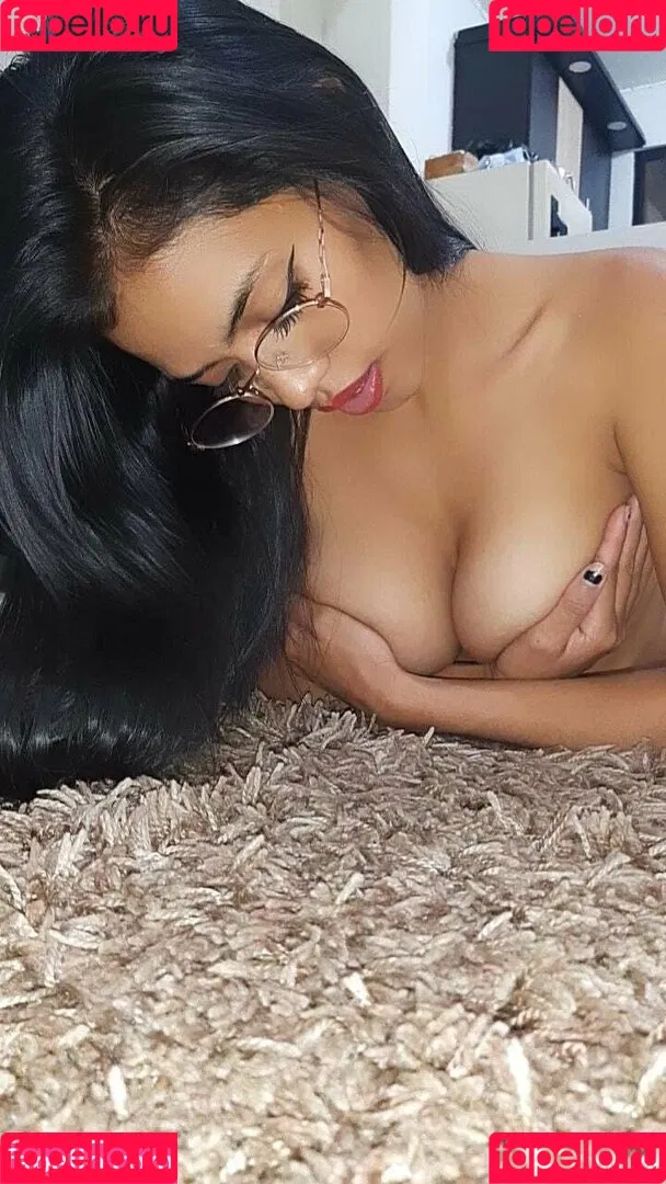 venus_22 Onlyfans Photo Gallery 