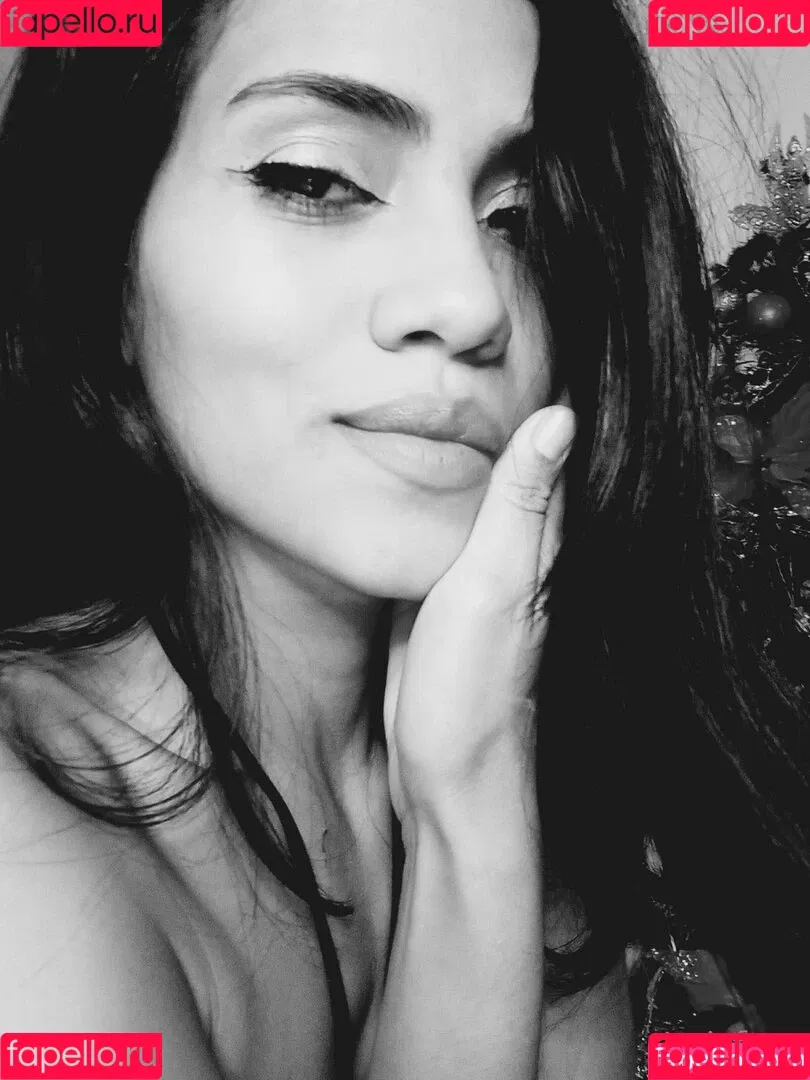 venus_22 Onlyfans Photo Gallery 