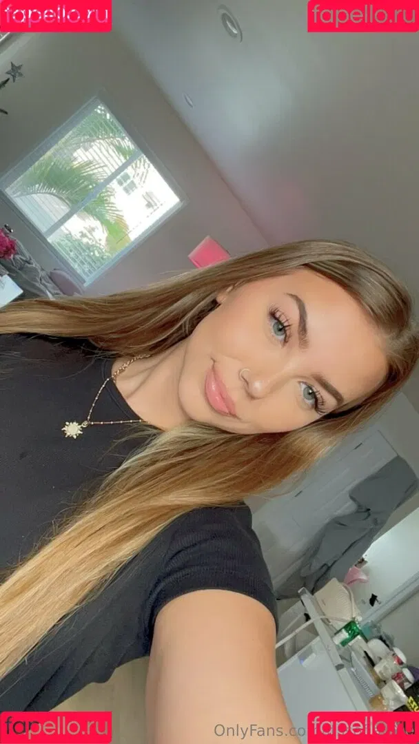 itssofiarose Onlyfans Photo Gallery 