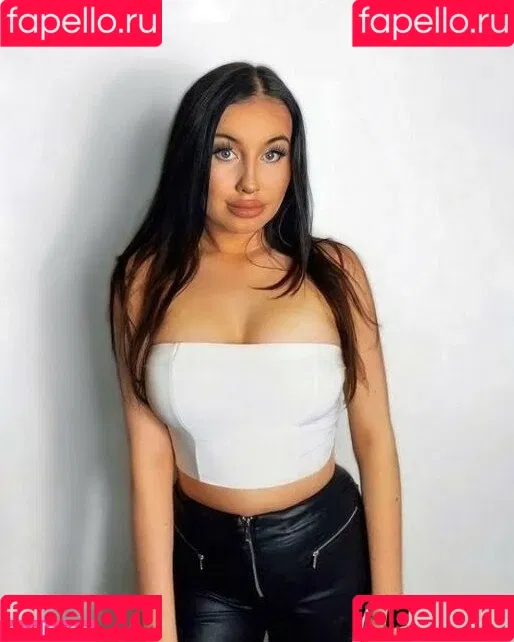 Kate Patterson Onlyfans Photo Gallery 