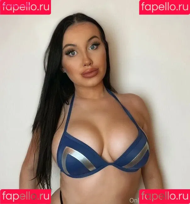 Kate Patterson Onlyfans Photo Gallery 