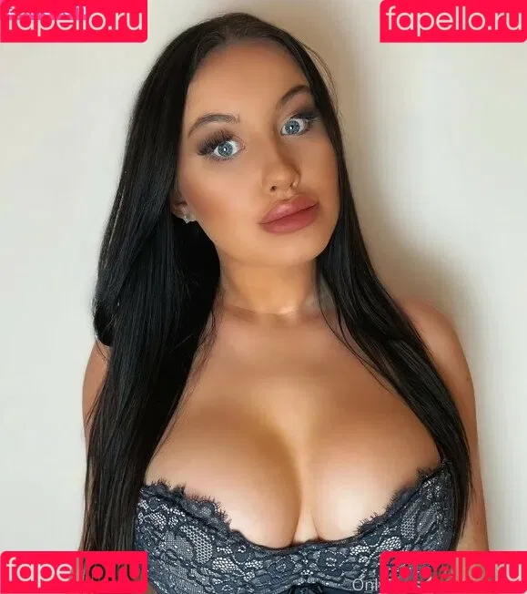 Kate Patterson Onlyfans Photo Gallery 