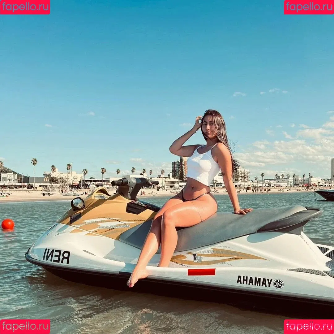 jjuliivargass Onlyfans Photo Gallery 
