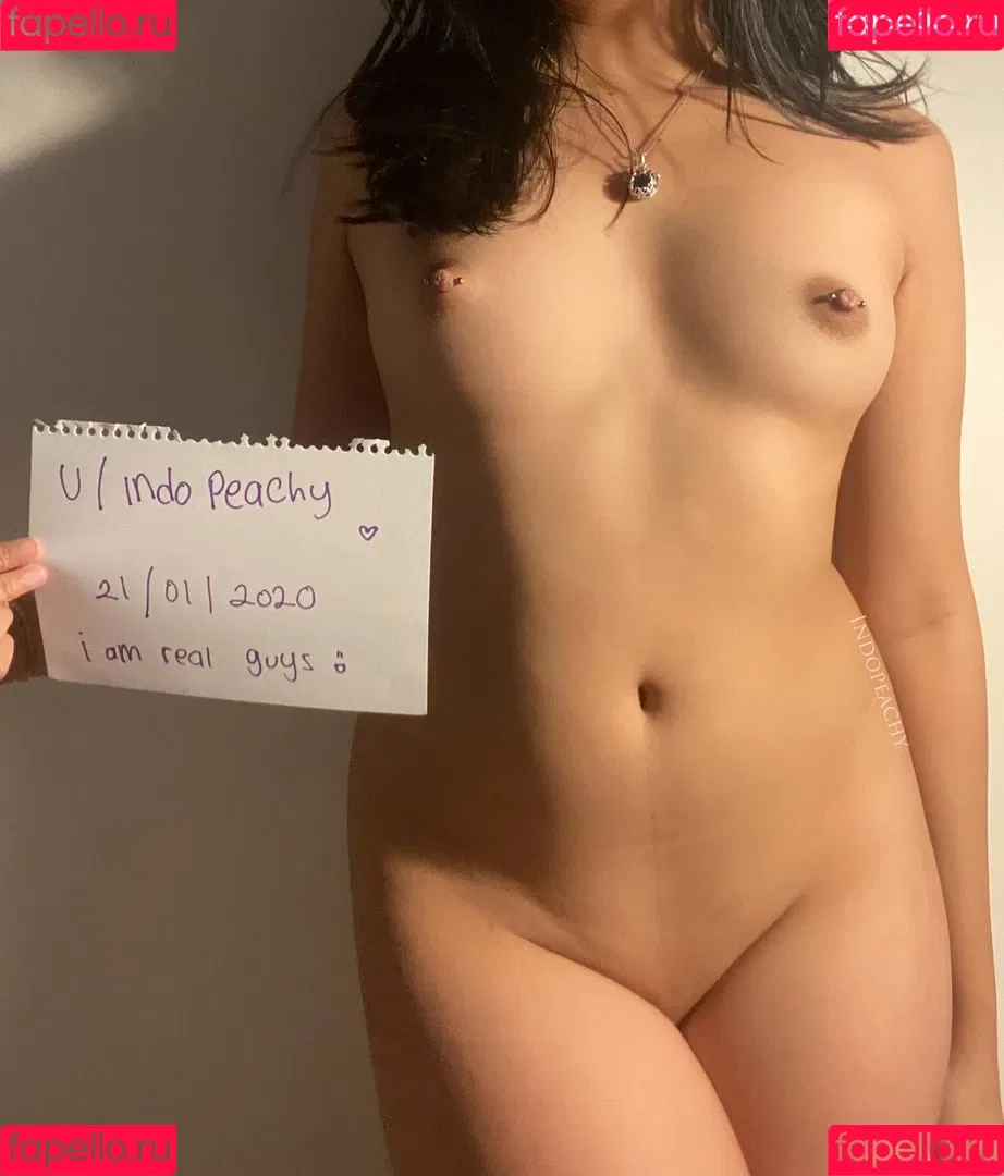 indopeachy Onlyfans Photo Gallery 