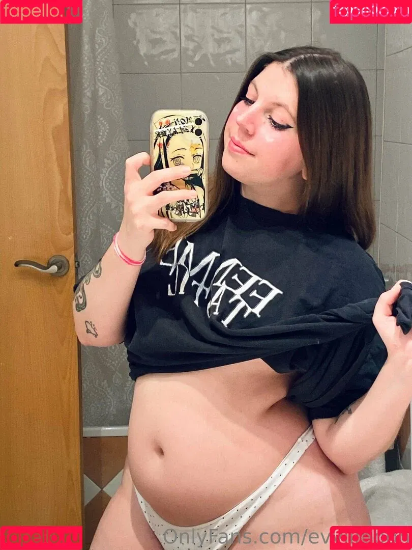 evvilmoon Onlyfans Photo Gallery 