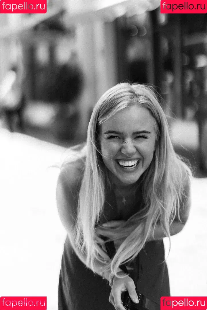 Eva Vlaardingerbroek Onlyfans Photo Gallery 