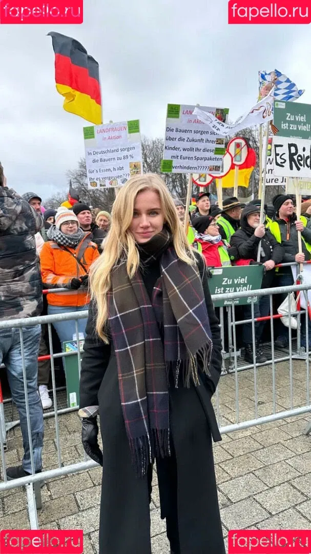 Eva Vlaardingerbroek Onlyfans Photo Gallery 
