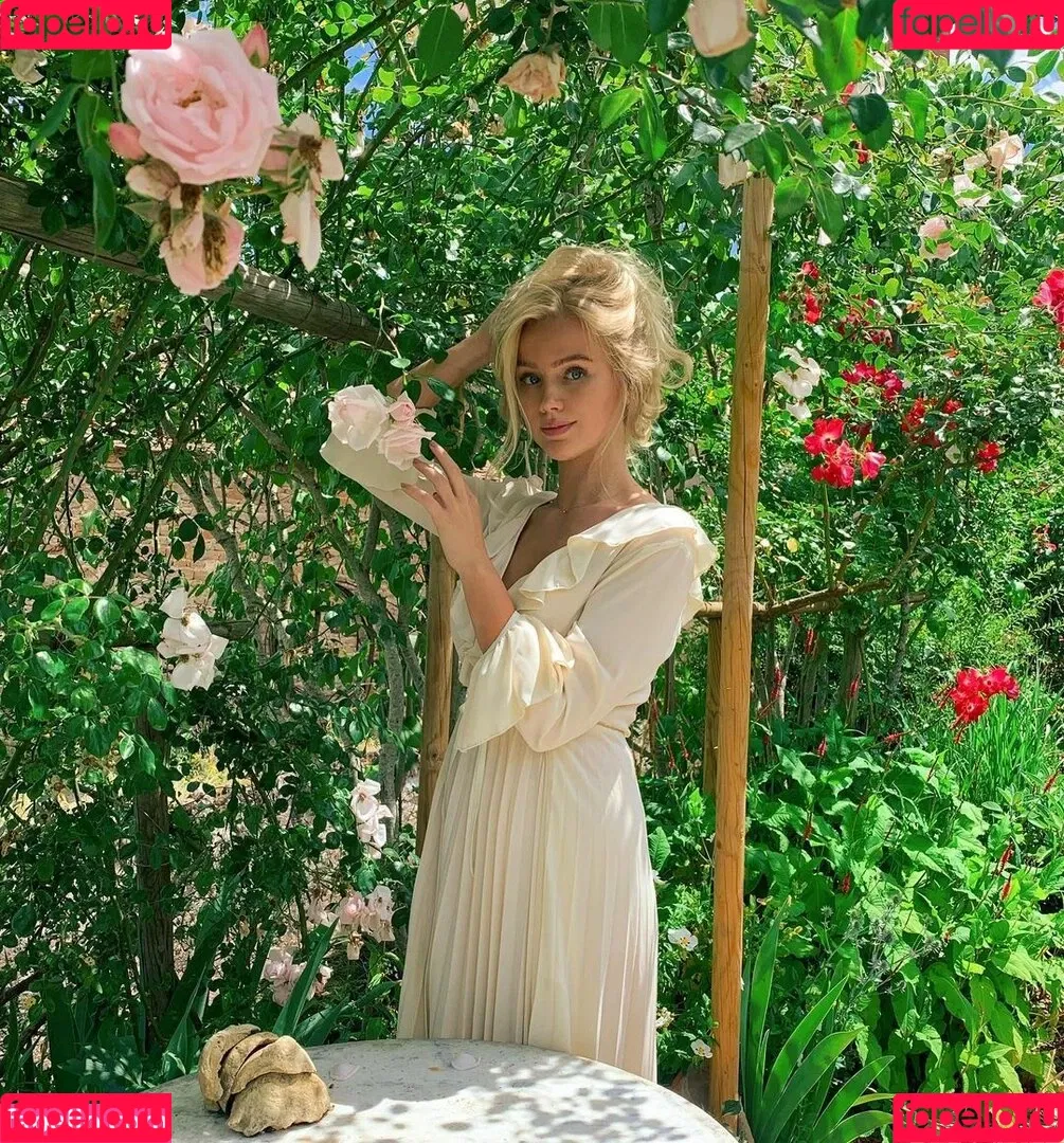 Eva Vlaardingerbroek Onlyfans Photo Gallery 