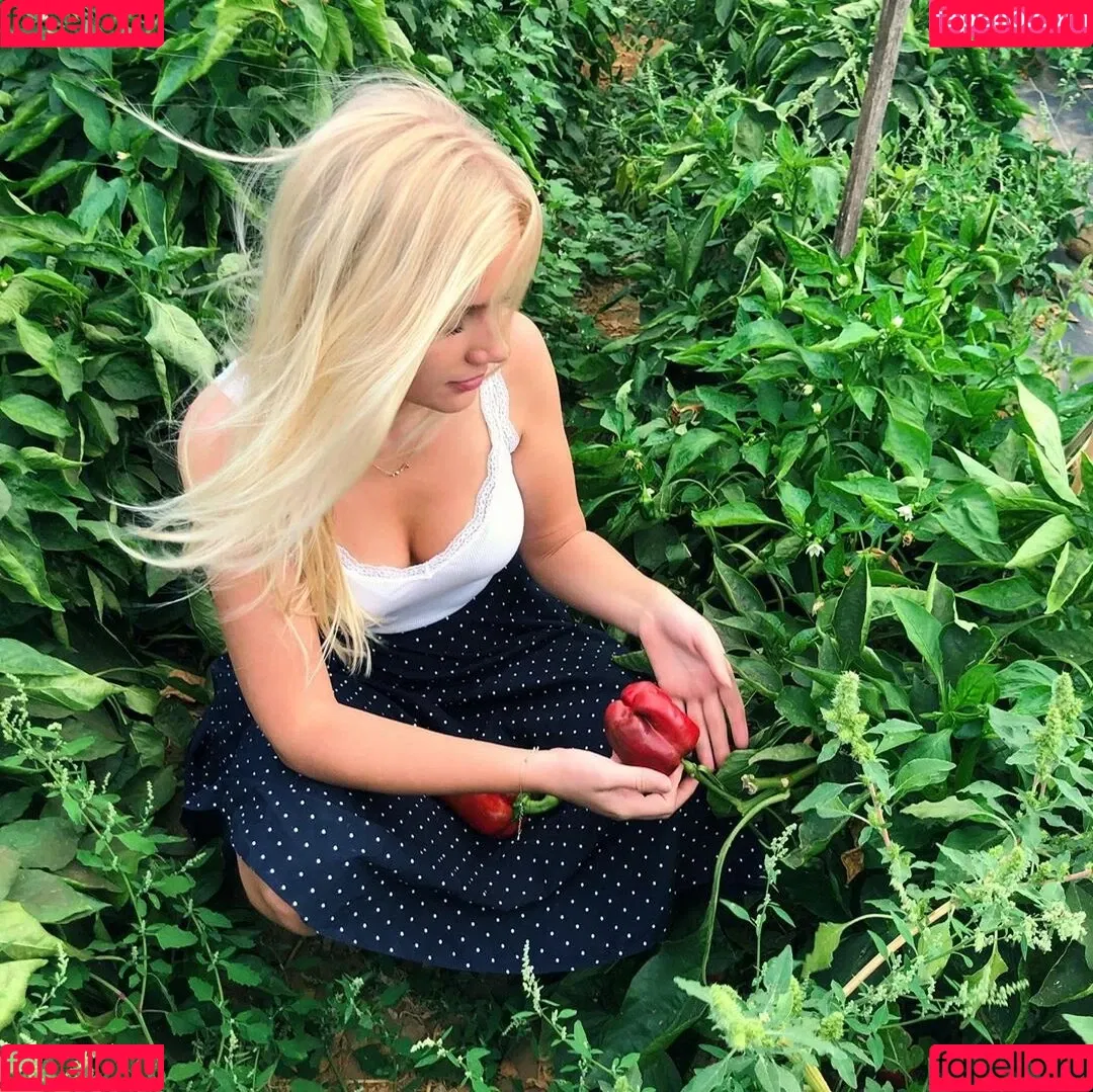 Eva Vlaardingerbroek Onlyfans Photo Gallery 