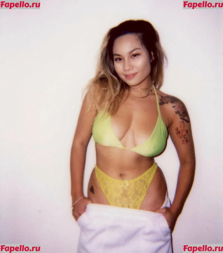 Victoria Kuang Onlyfans Photo Gallery 