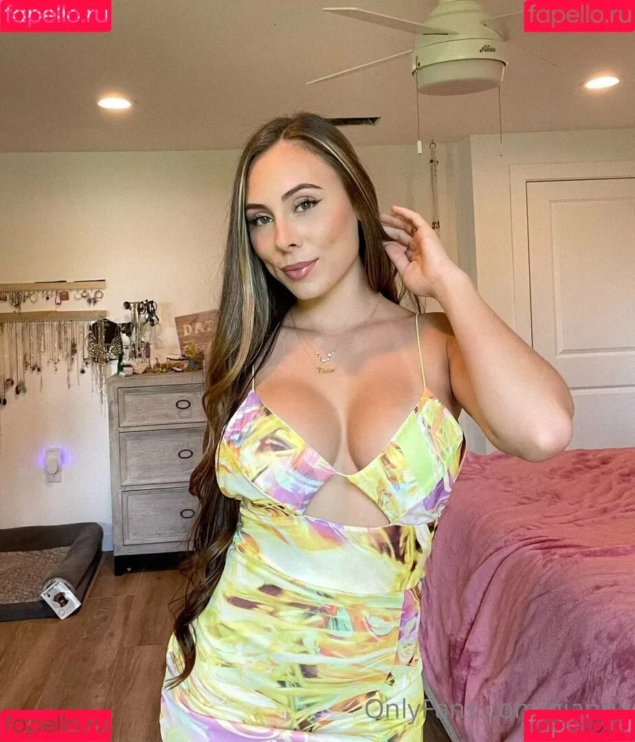 Gianna Nicole Onlyfans Photo Gallery 