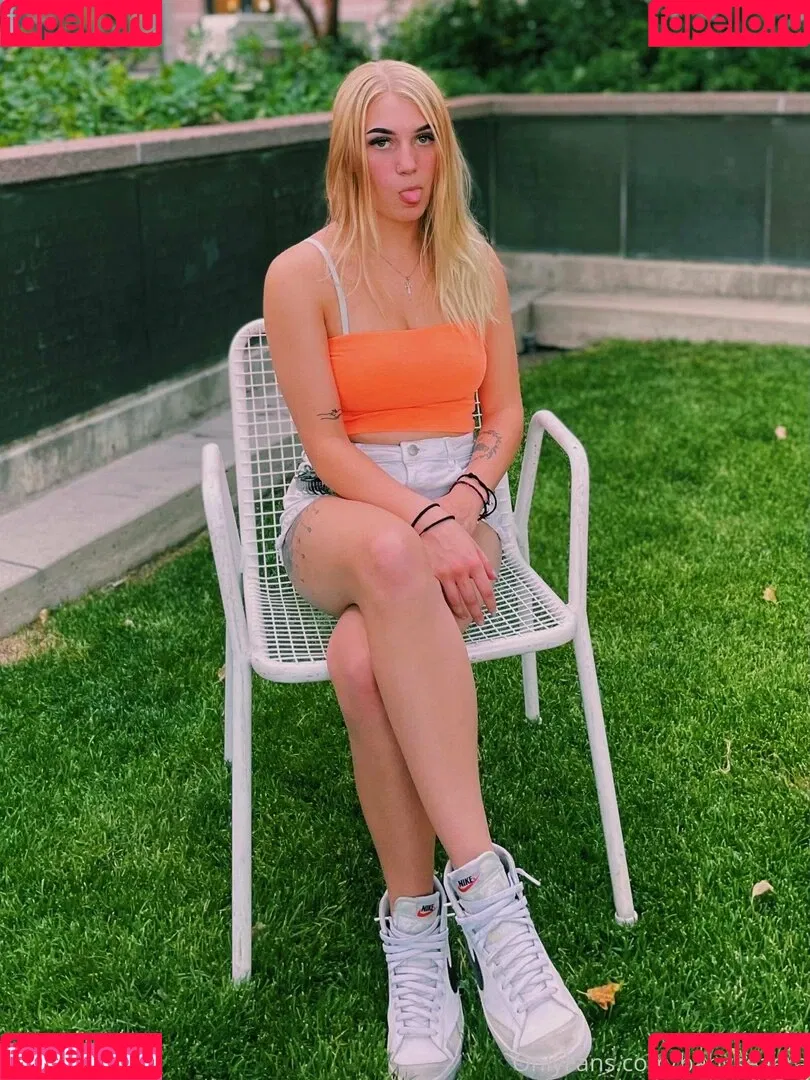 babysaraxoxo Onlyfans Photo Gallery 