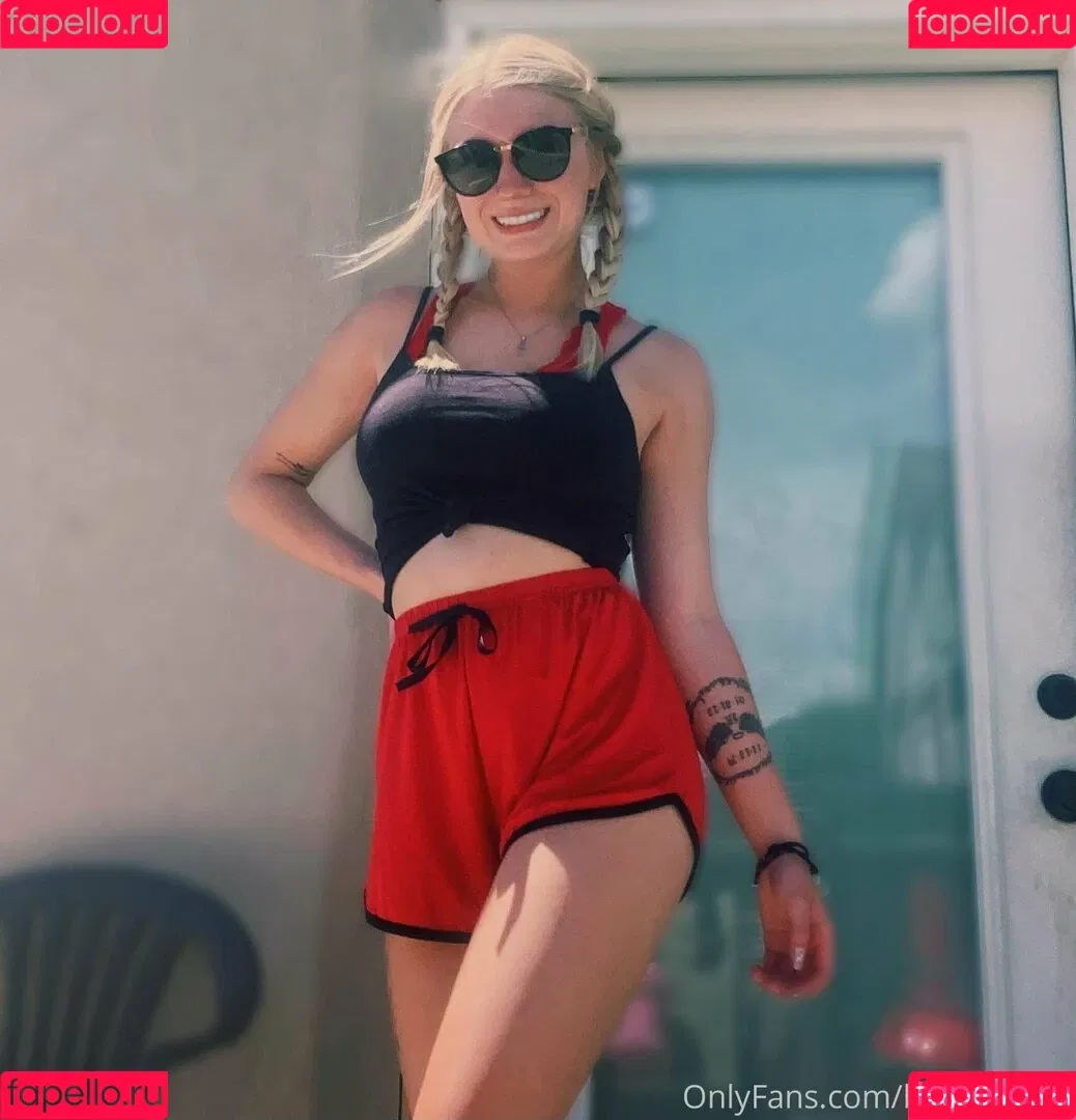 babysaraxoxo Onlyfans Photo Gallery 