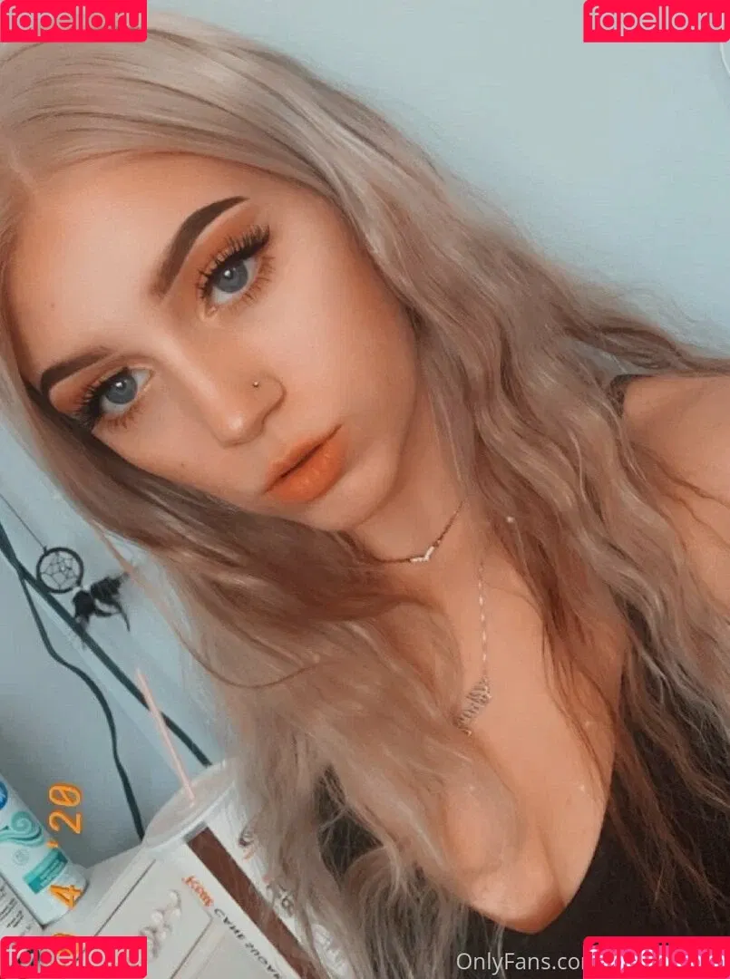babysaraxoxo Onlyfans Photo Gallery 
