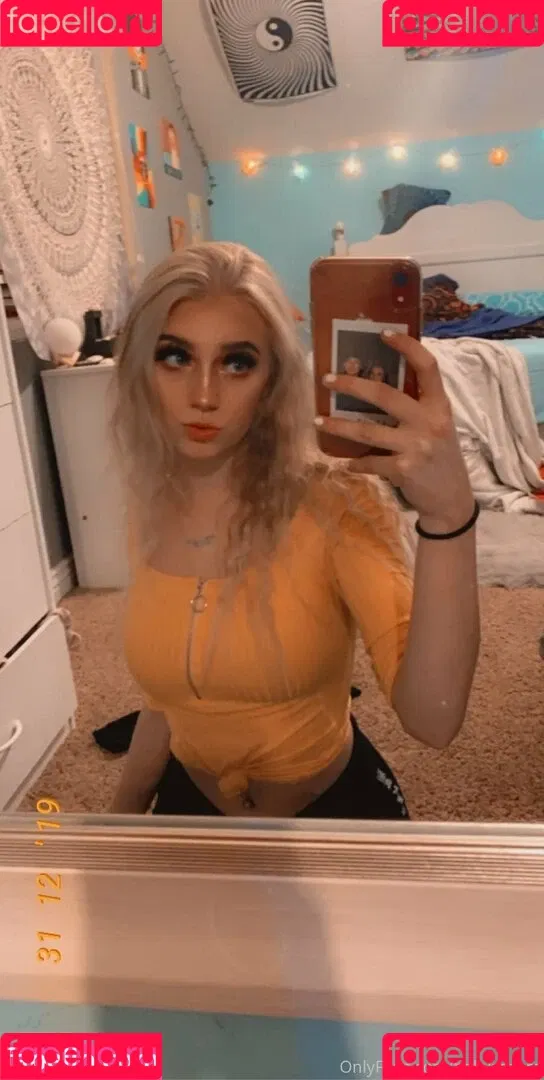 babysaraxoxo Onlyfans Photo Gallery 