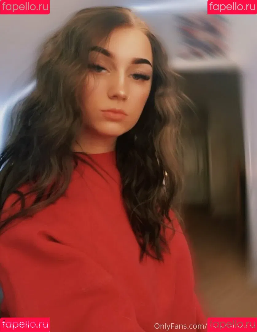 babysaraxoxo Onlyfans Photo Gallery 