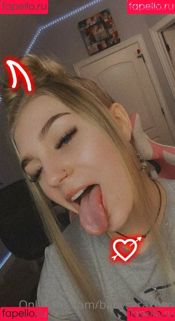 babysaraxoxo Onlyfans Photo Gallery 