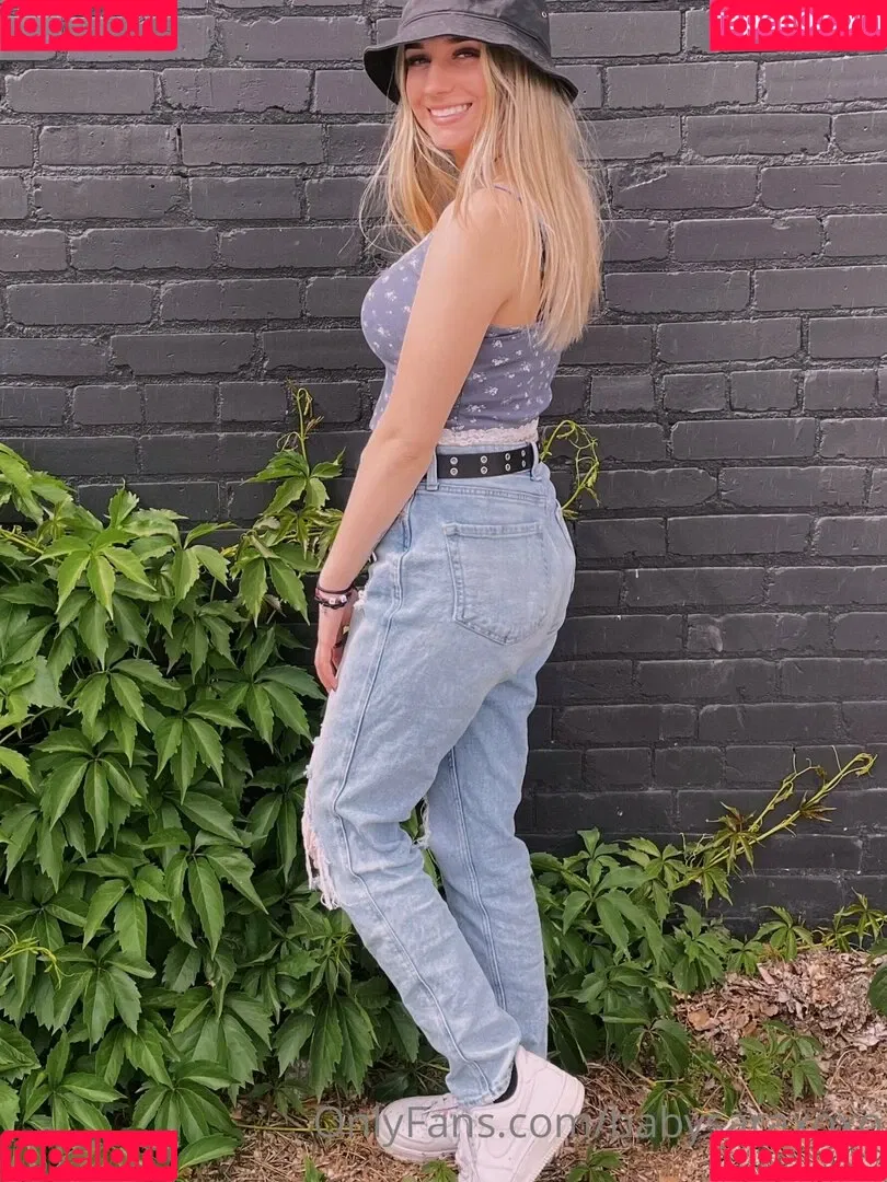 babysaraxoxo Onlyfans Photo Gallery 
