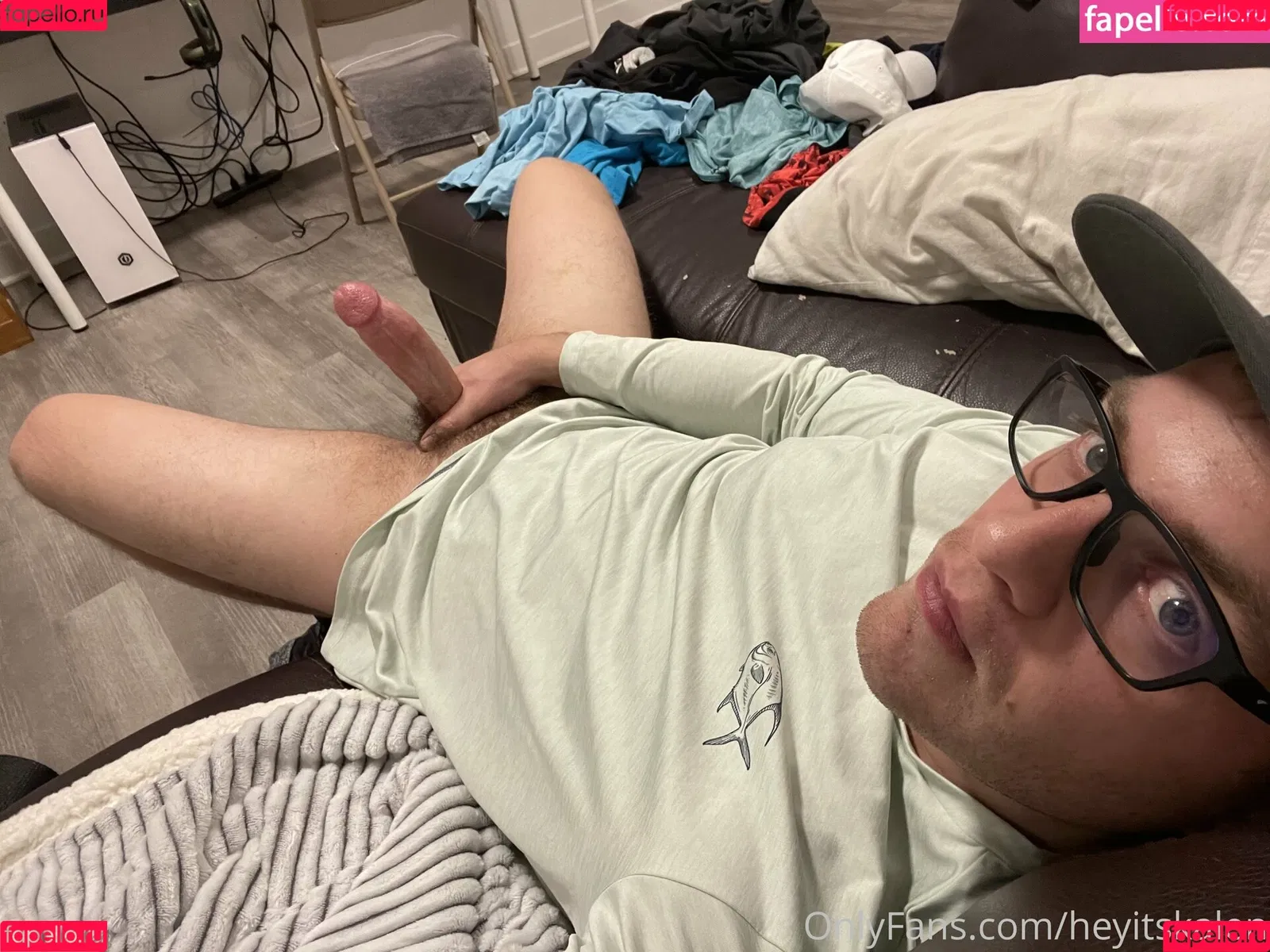 heyitskalen Onlyfans Photo Gallery 