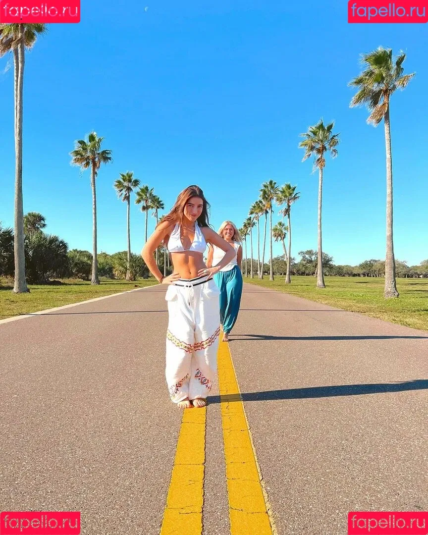 Ellie Dobleske Onlyfans Photo Gallery 