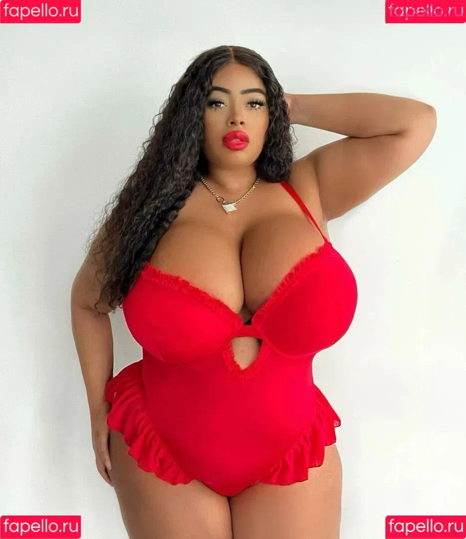 Yathbeauty Onlyfans Photo Gallery 