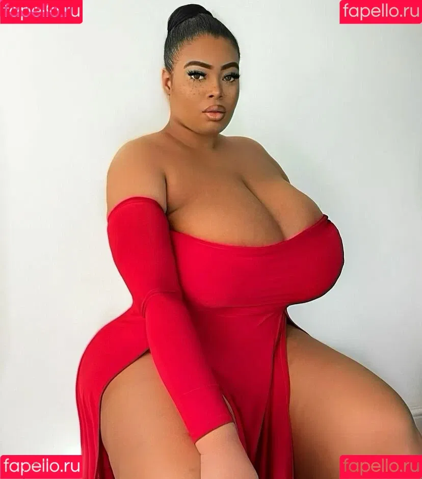 Yathbeauty Onlyfans Photo Gallery 