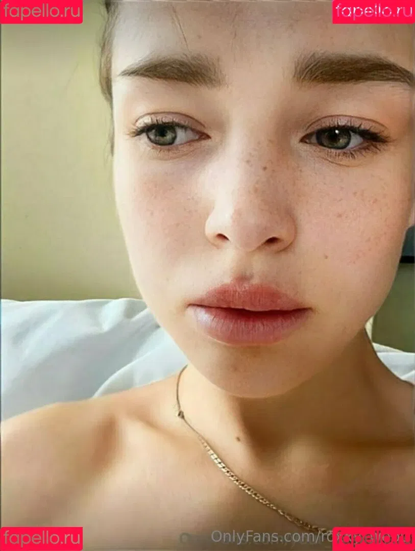 roxxy_webb Onlyfans Photo Gallery 