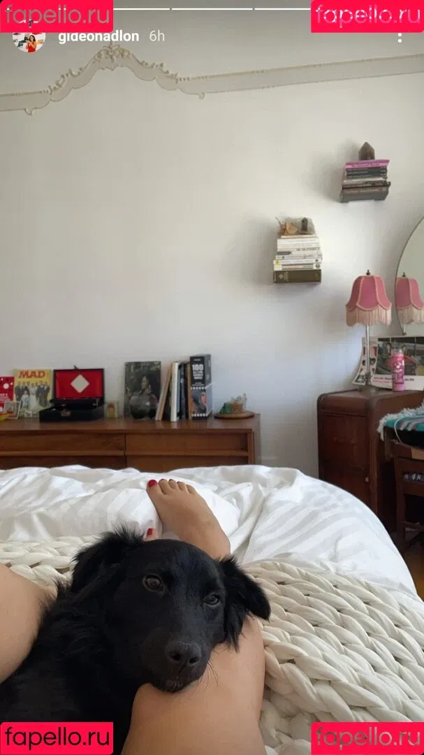 Gideon Adlon Onlyfans Photo Gallery 