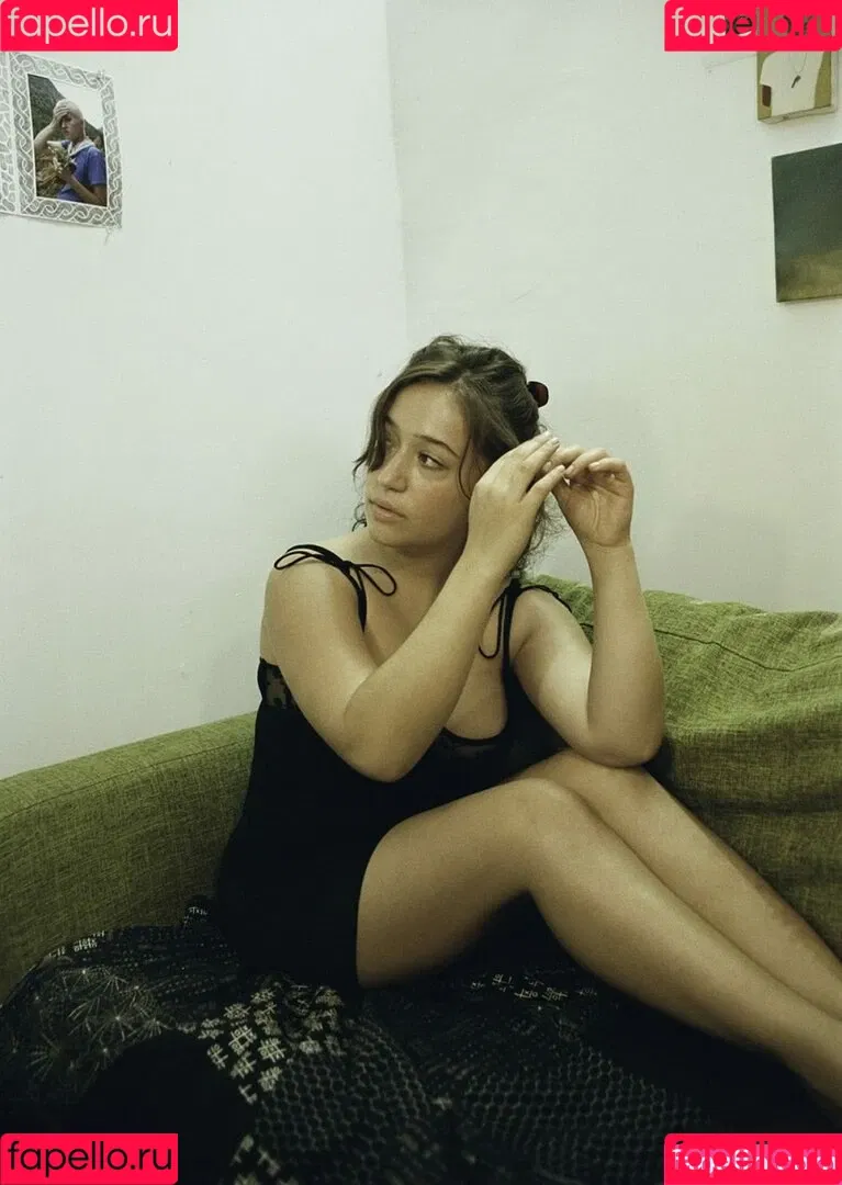 Gideon Adlon Onlyfans Photo Gallery 