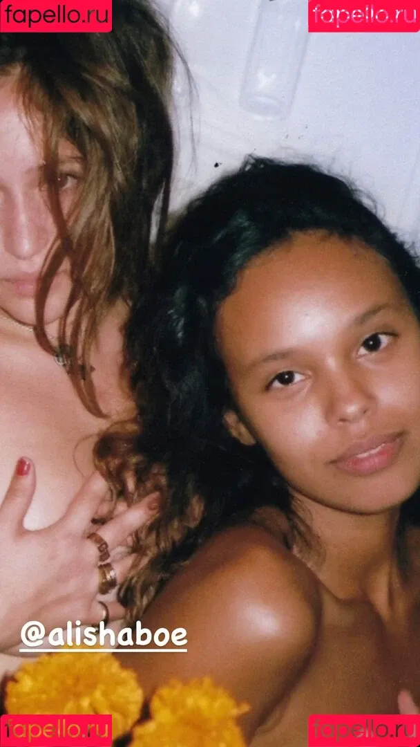 Gideon Adlon Onlyfans Photo Gallery 