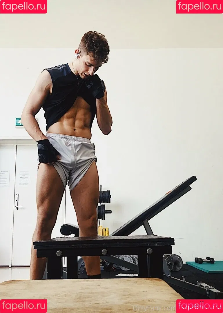 battyboyfree Onlyfans Photo Gallery 