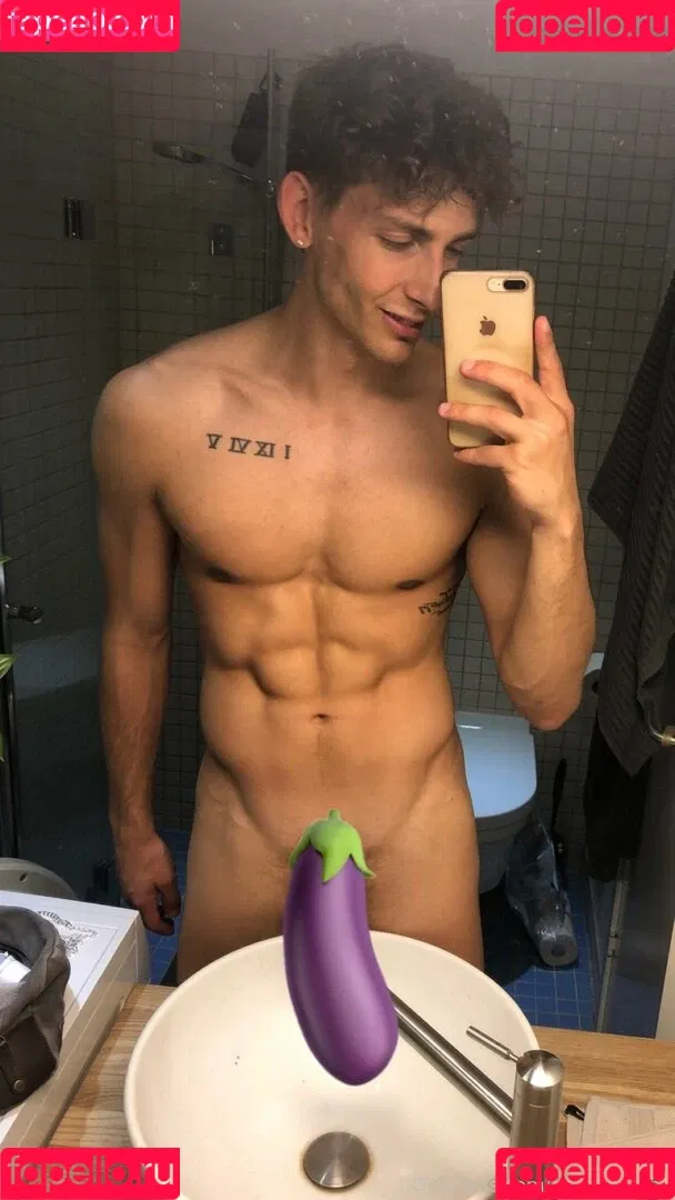 battyboyfree Onlyfans Photo Gallery 