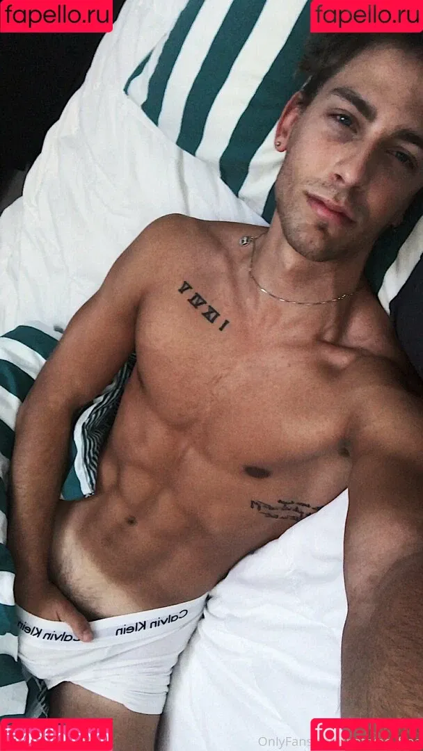 battyboyfree Onlyfans Photo Gallery 
