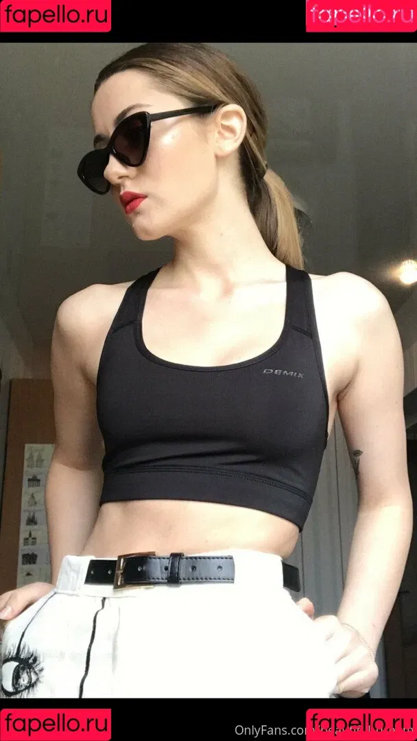 veryniceice Onlyfans Photo Gallery 