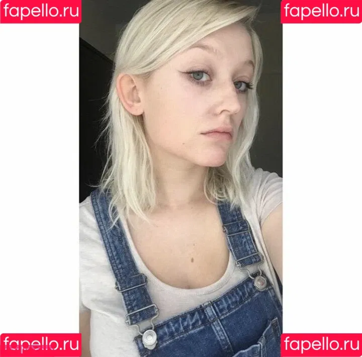 Neoaphrodite Onlyfans Photo Gallery 