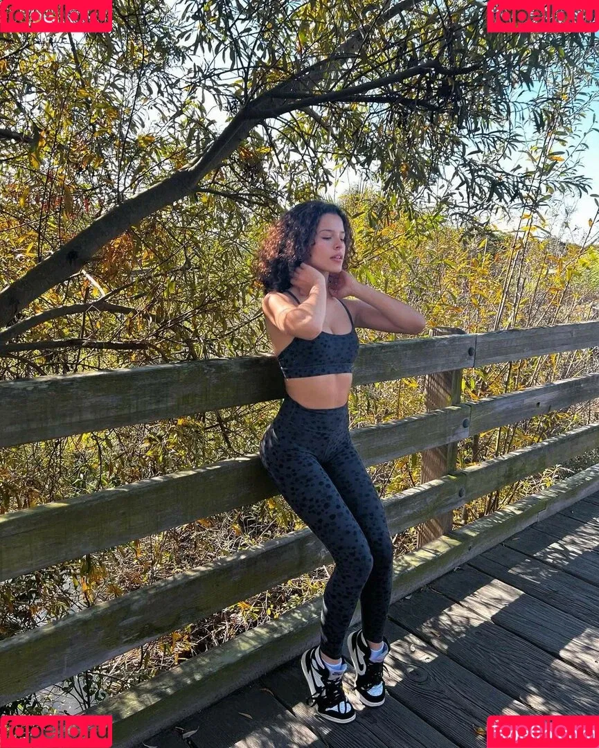 Gabriella Saraivah Onlyfans Photo Gallery 