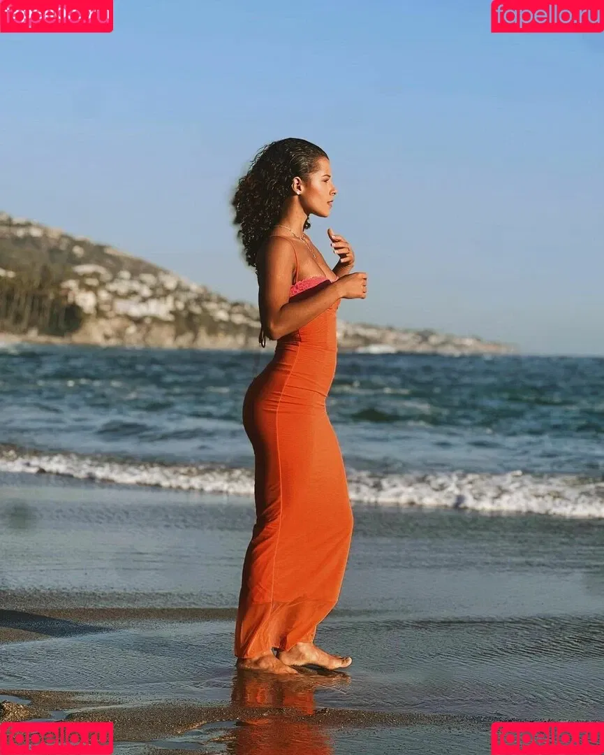 Gabriella Saraivah Onlyfans Photo Gallery 