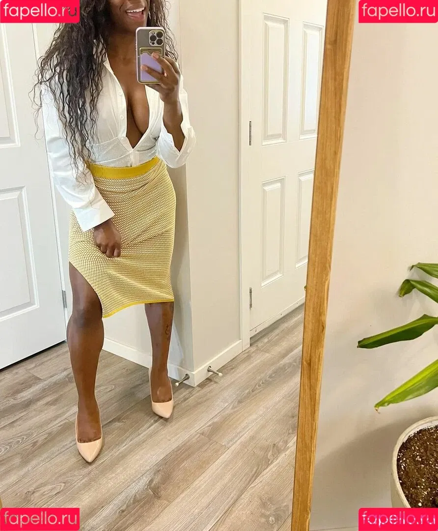 Terra Olivia VIP Onlyfans Photo Gallery 