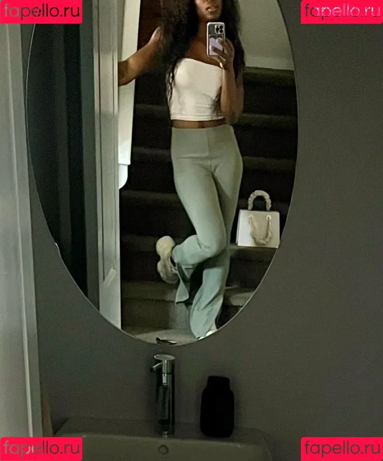 Terra Olivia VIP Onlyfans Photo Gallery 